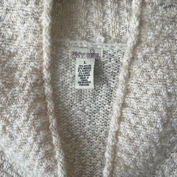 Shy Girl - Sweater - Picture 6 of 7